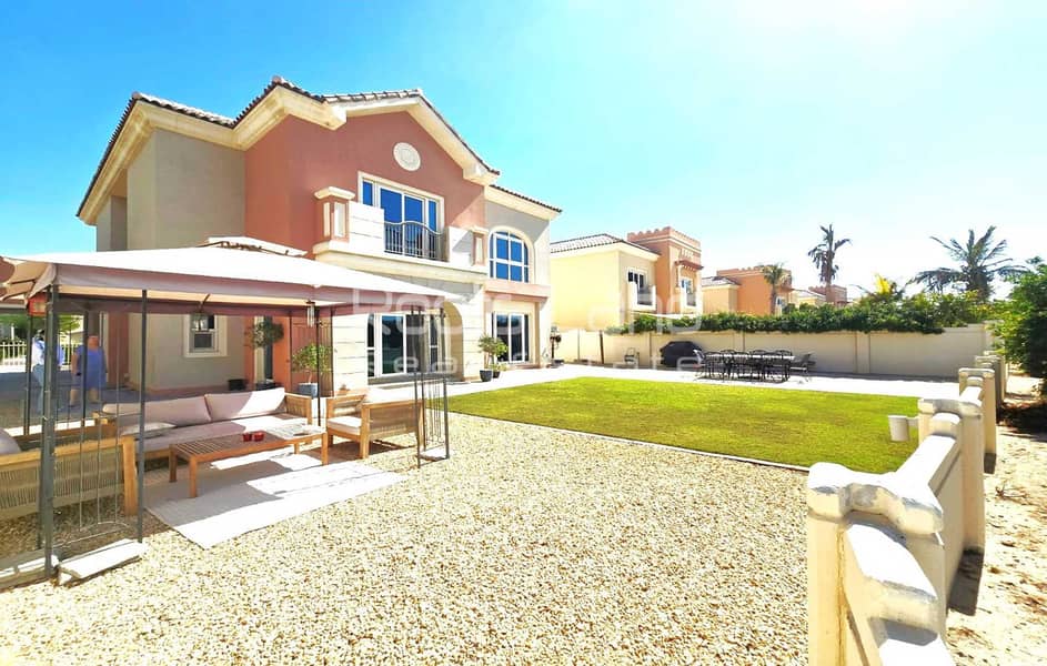 Golf Course View | C7 Type | Immaculate Condition Golf Course View | C7 Type | Immaculate Condition