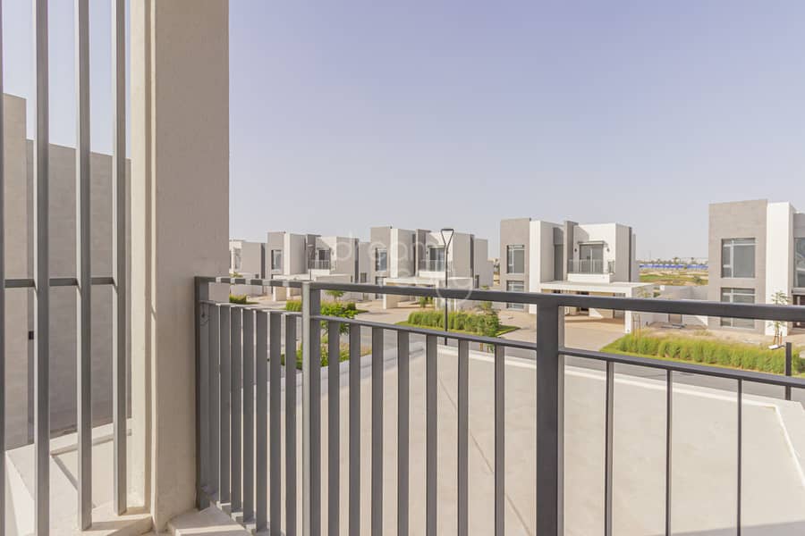 10 DR - Dubai South - Golf Links - Villa 165 - 4BR Furnished - Sajitha (17 of 43). jpg