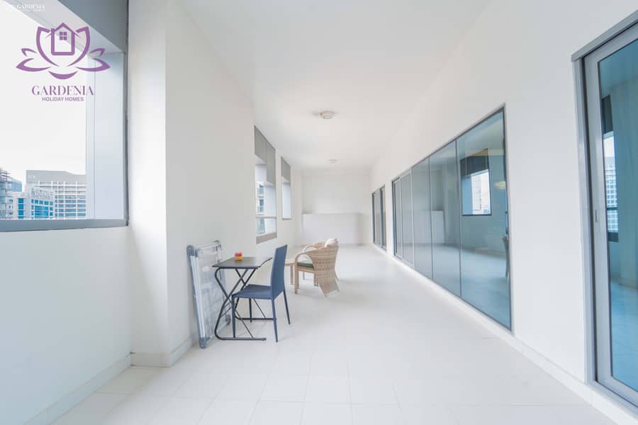 8 Balcony 2. jpg