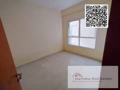 شقة في أبراج اللوز،جاردن سيتي 1 غرفة 265000 درهم - 11084419
