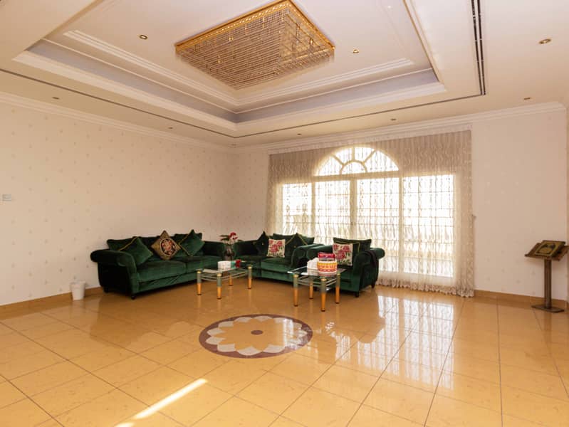 11 Mizhar - Villa - 6BR - Nastran (16 of 23). jpg
