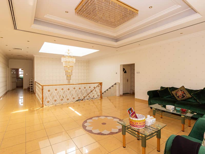 12 Mizhar - Villa - 6BR - Nastran (17 of 23). jpg