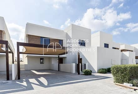 3 Bedroom Townhouse for Sale in Yas Island, Abu Dhabi - Hot Deal | Single Row | Premium Amenities Offer