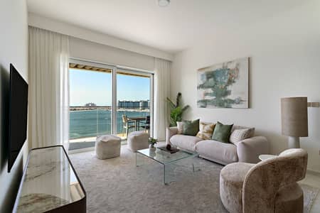 2 Bedroom Flat for Rent in Dubai Harbour, Dubai - Exclusive 2-BR Beachfront | Full Sea View
