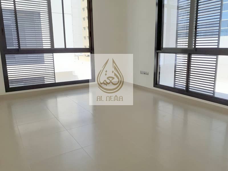 4 BR + Maid Room Brand New Villa Al Barsha 1
