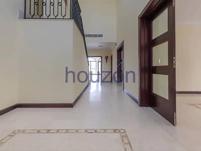 5 Bedroom Villa for Sale in Palm Jumeirah, Dubai - Luxury 5BR Atrium  | Multiple Options | Vacant