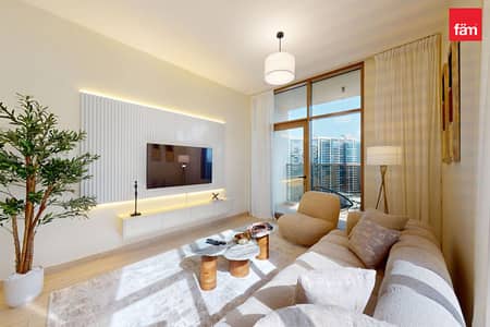 2 Bedroom Flat for Rent in Business Bay, Dubai - Waterfront Bliss | Luxe Comforts | Top Amenities