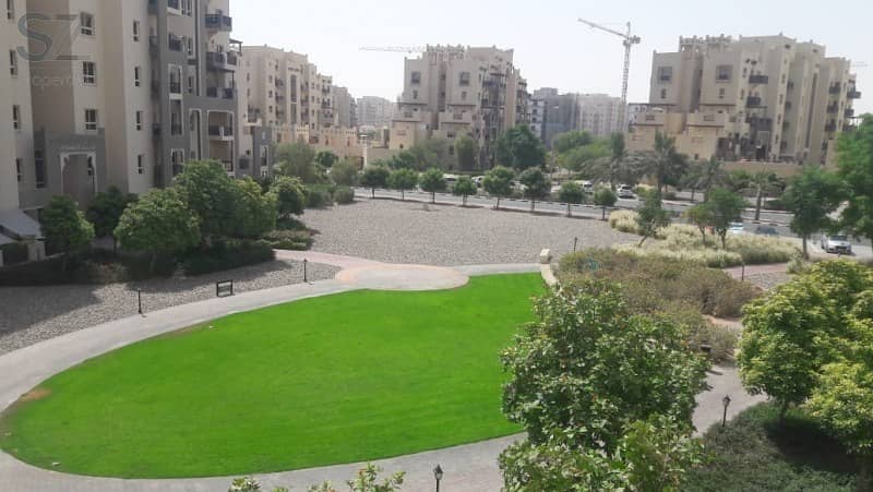 2BR Open Kitchen Inner Circle Garden View