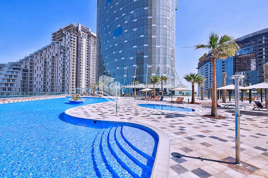 6 abu-dhabi-al-reem-island-shams-abu-dhabi-sky-and-sun-tower-podium-swimming-pool-1. JPG