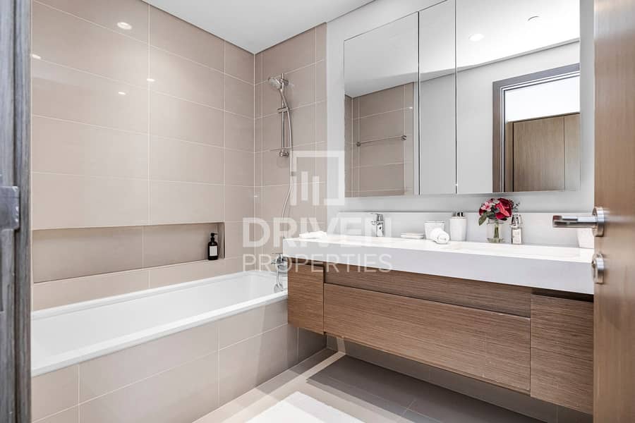 Exclusive | Fully Furnished | Stunning Sea View - Image 10