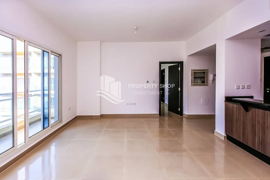 3 1-bedroom-apartment-abu-dhabi-al-reef-downtown-dining-area-1. JPG