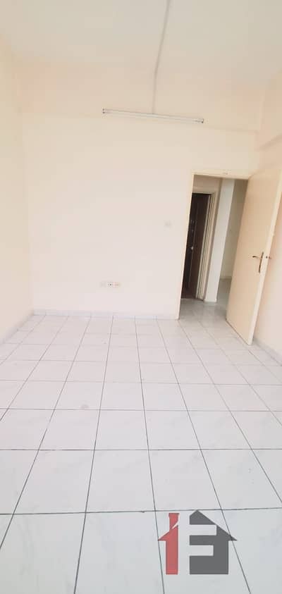 1 Bedroom Flat for Rent in Al Mahatah, Sharjah - b283dd11-84e5-47cf-a740-6205ca5d8c31. jpeg