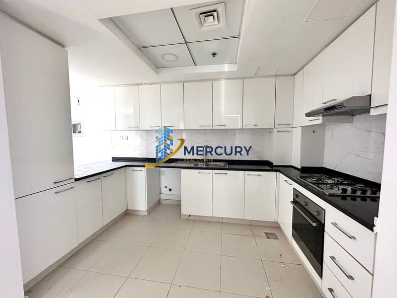 4 oxford-building-jvc-mercury-0555800213-rent-8. JPG