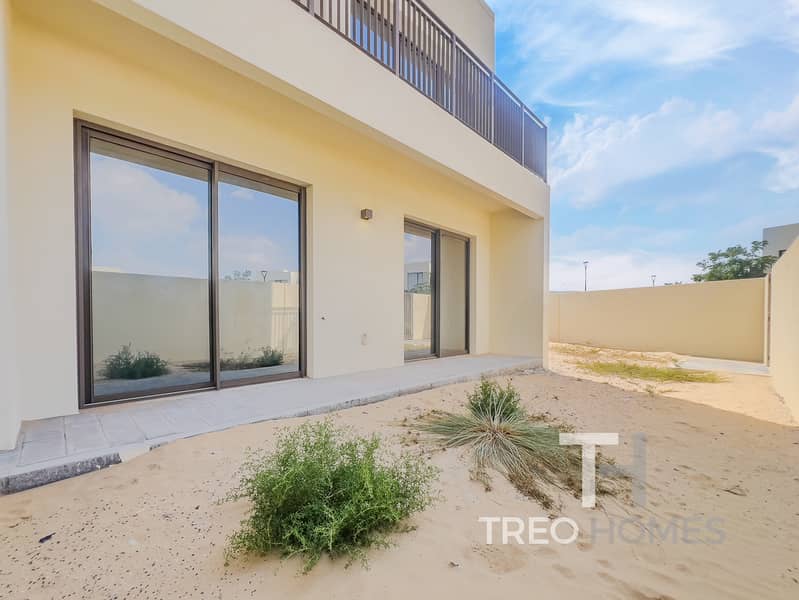 Vacant now | Close to entrance | End unit Vacant now | Close to entrance | End unit