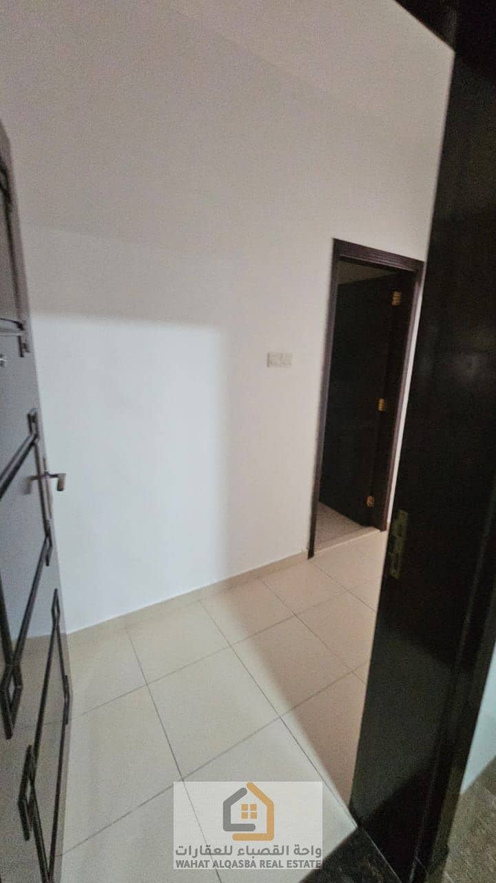 One room and a hall / two bathrooms / large area / very good finishing ...