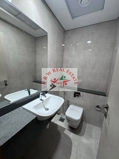 7 IMG_4859 Small. jpeg