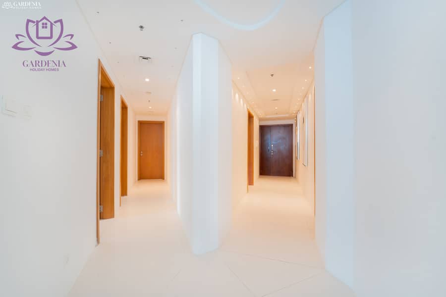 12 Hallway. jpg
