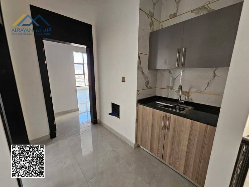 17 6eaba894-20b9-4757-8eef-1db8bae41901. jpg