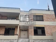 فیلا في شارع المرور،المرور 5 غرف 250000 درهم - 11101035