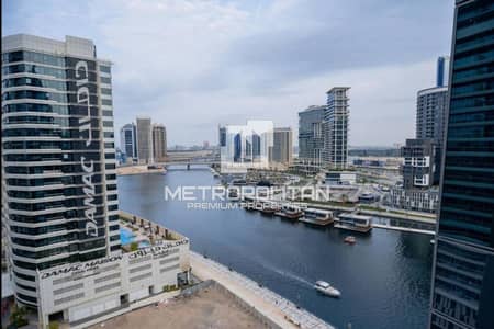 1 Bedroom Apartment for Sale in Business Bay, Dubai - Vacant on transfer | Store room | Fully furnished