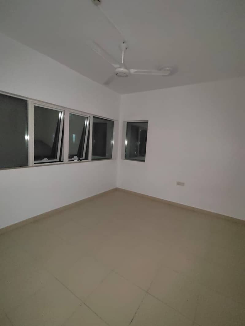 7 WhatsApp Image 2025-03-10 at 12.54. 12_c20e5da4. jpg