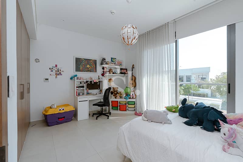 2 yas-acres-yas-island-abu-dhabi-bedroom (1). JPG