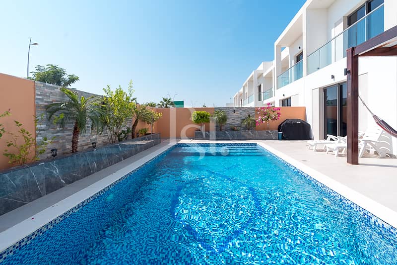 8 yas-acres-yas-island-abu-dhabi-pool (1). JPG