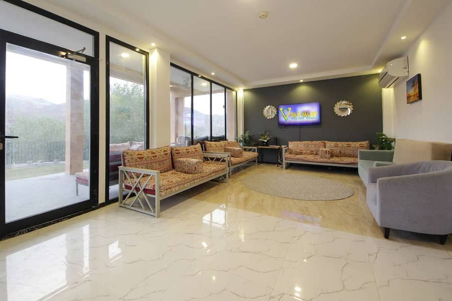 2 Wadi Al Hellow Farm House_Page_01. jpg