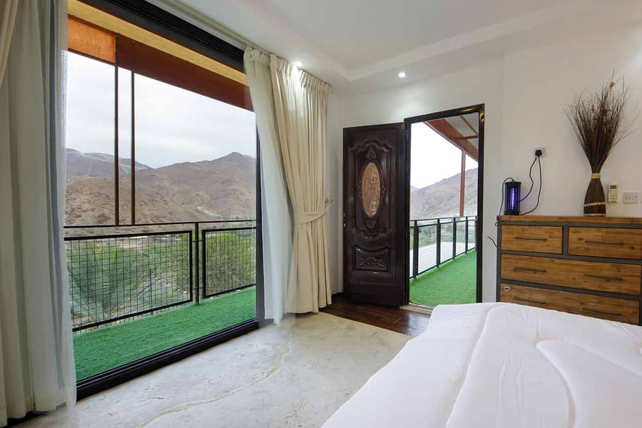 17 Wadi Al Hellow Farm House_Page_27. jpg