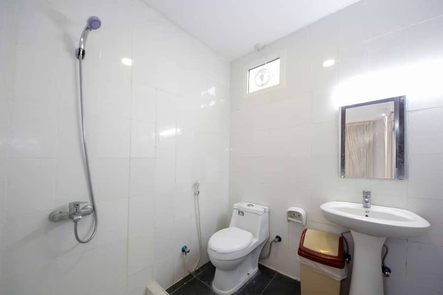 21 Wadi Al Hellow Farm House_Page_32. jpg