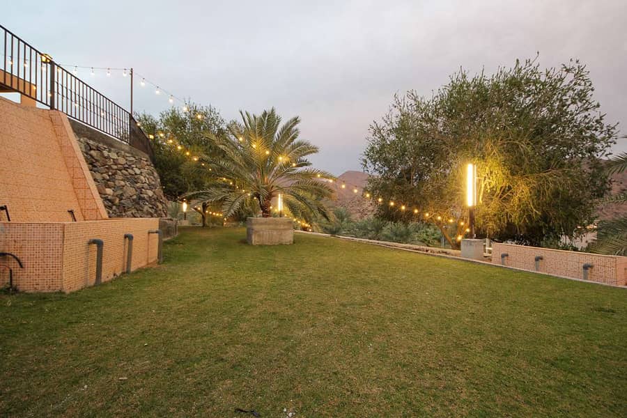 23 Wadi Al Hellow Farm House_Page_40. jpg