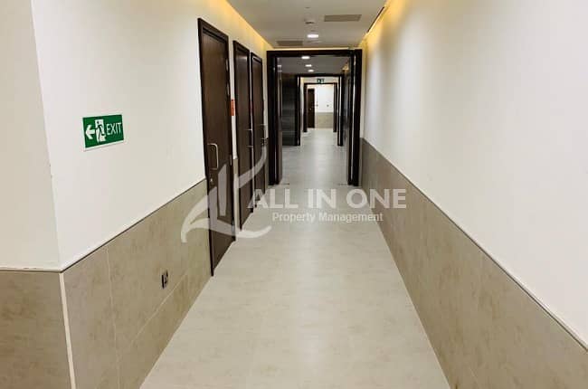 Elegant and Brand New 3 BHK in Corniche @ AED 130000 Yearly!