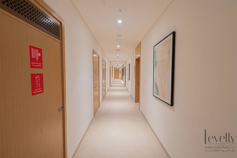 22 138A1292. jpg