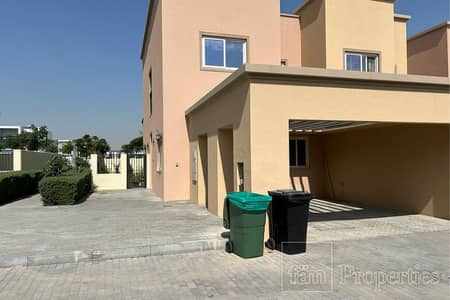4 Bedroom Townhouse for Rent in Dubailand, Dubai - Prime location | Close to the park | Single row