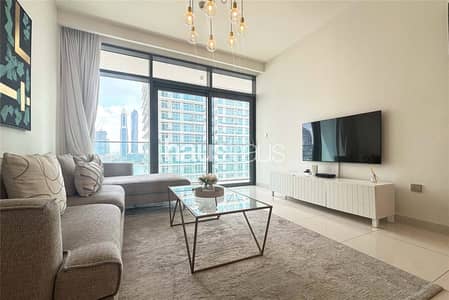 2 Bedroom Flat for Rent in Dubai Harbour, Dubai - Modern Furnishings | Chiller Free | Private Beach