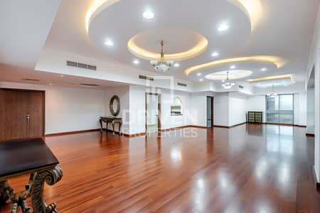 4 Bedroom Apartment for Sale in Business Bay, Dubai - Spacious Penthouse | Best Location | Amazing Views