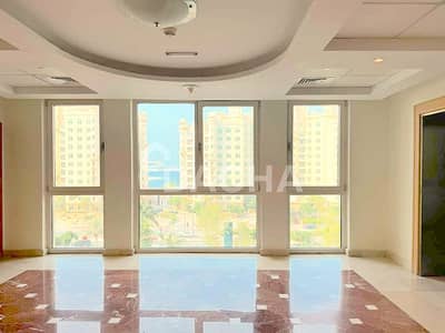 3 Bedroom Apartment for Sale in Palm Jumeirah, Dubai - Type C | Partial Sea View | Vacant and Ready