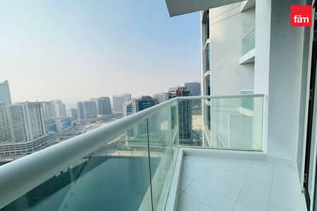 Studio for Rent in Business Bay, Dubai - Lake View |  Bigger Balcony | High Floor