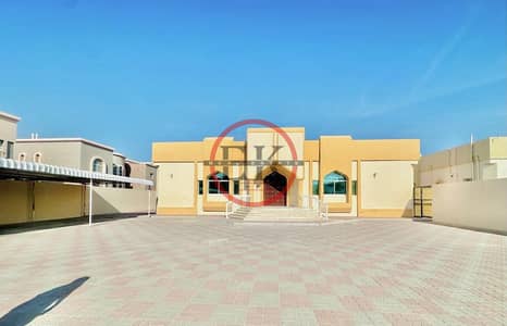5 Bedroom Villa for Rent in Al Iqabiyyah, Al Ain - a5a1c7d9-1061-442d-b2f8-9e6d0dc20d8b. jpeg