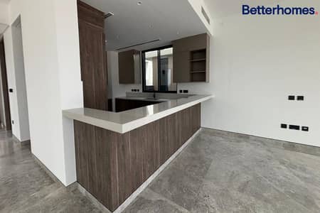 5 bed on Park I Marble I Open Kitchen