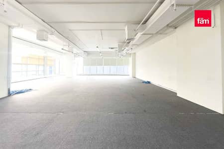 Office for Sale in Business Bay, Dubai - Vacant now | High floor | Grade A Tower