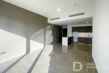 READY TO MOVE | NEARBY BURJ KHALIFA AND DUBAI MALL