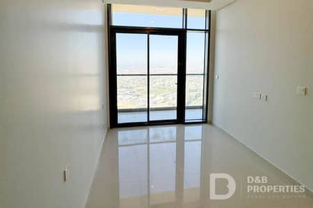 Vacant on transfer | Unfurnished | Jumeirah View