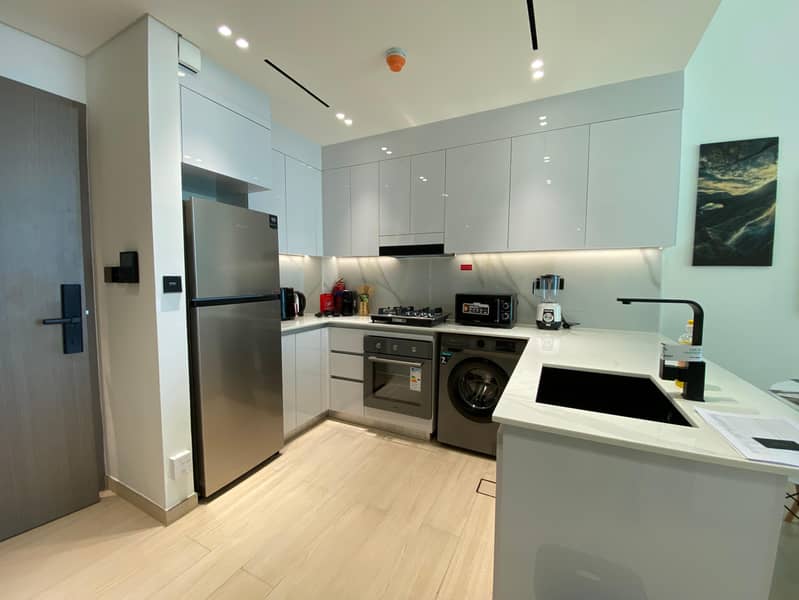 5 Kitchen. jpeg