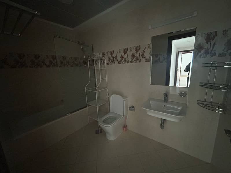 16 WhatsApp Image 2025-03-13 at 13.45. 45_79dd4ea5. jpg