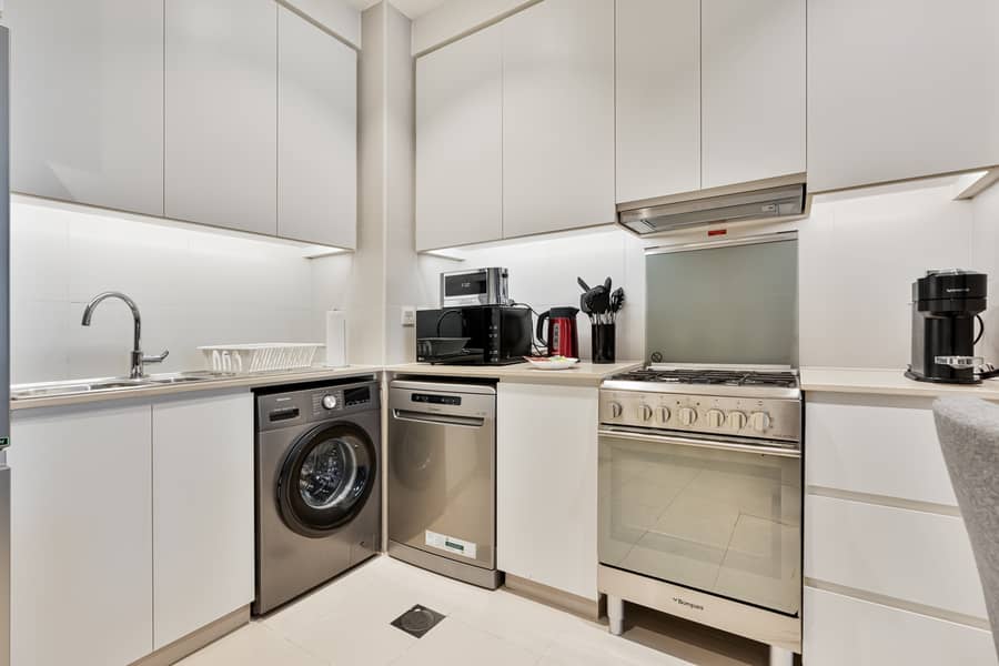 9 Full Kitchen (1). jpeg