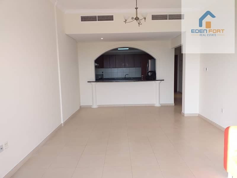 A Lovely semi furnished 1 BHK in Grand Horizon A Lovely semi furnished 1 BHK in Grand Horizon