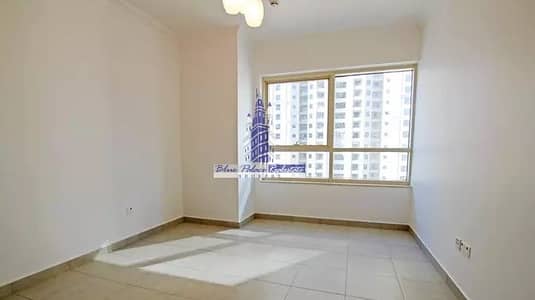 Low Priced 2br in Marina Quays North with Marina View Low Priced 2br in Marina Quays North with Marina View