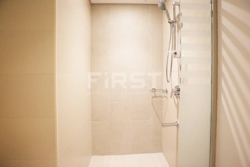 7 Internal Photos of 1 Bedroom Apartment in The Bridges Shams Abu Dhabi UAE (12). jpeg