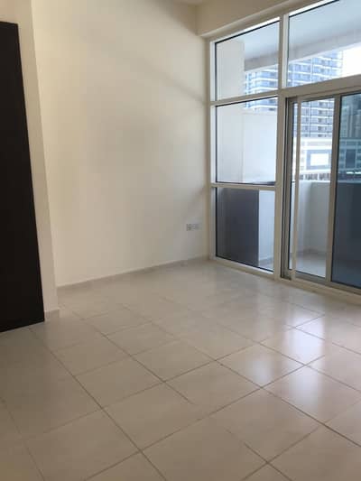 1 Bedroom Apartment for Rent in Dubai Sports City, Dubai - 1 BED ROOM FOR RENT AT ROYAL RESIDENCE 36000 by 4 chqs 1 Bedroom Apartment for Rent in Dubai Sports City, Dubai - 1 BED ROOM FOR RENT AT ROYAL RESIDENCE 36000 by 4 chqs